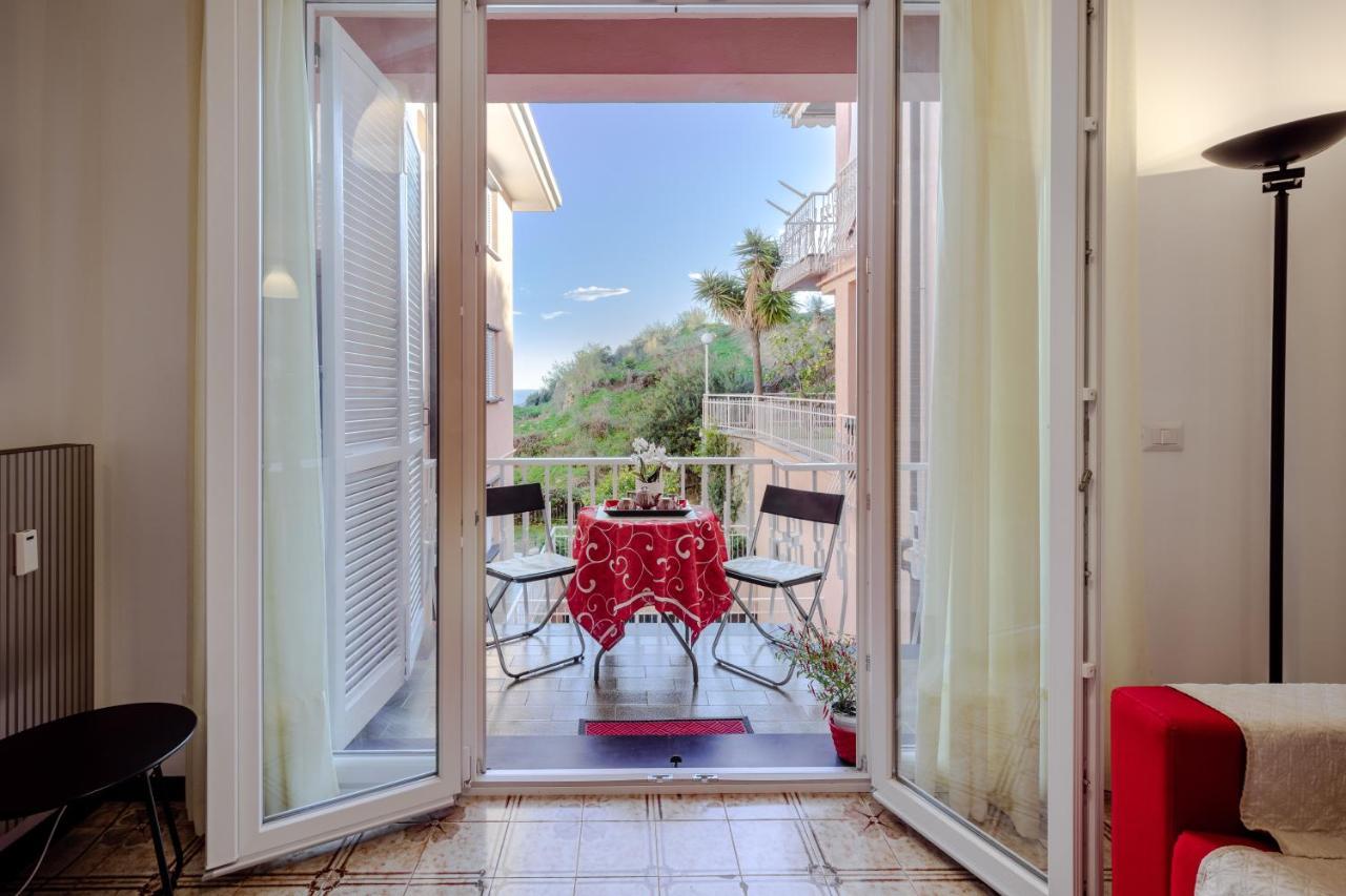 086 - Sunshine Home, 5 Minuti Dalla Spiaggia - Parcheggio Privato Gratis Incluso Оспедалетти Экстерьер фото