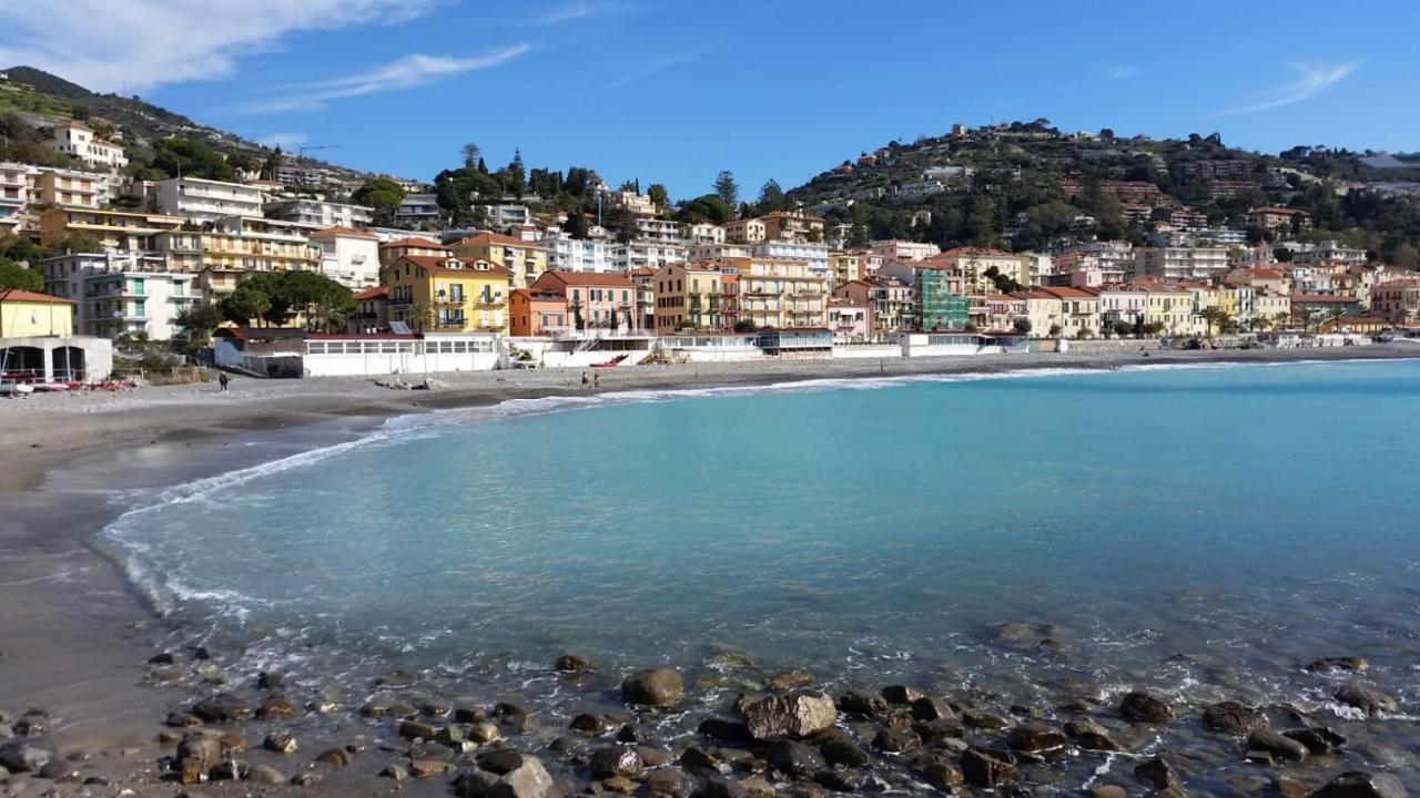 086 - Sunshine Home, 5 Minuti Dalla Spiaggia - Parcheggio Privato Gratis Incluso Оспедалетти Экстерьер фото